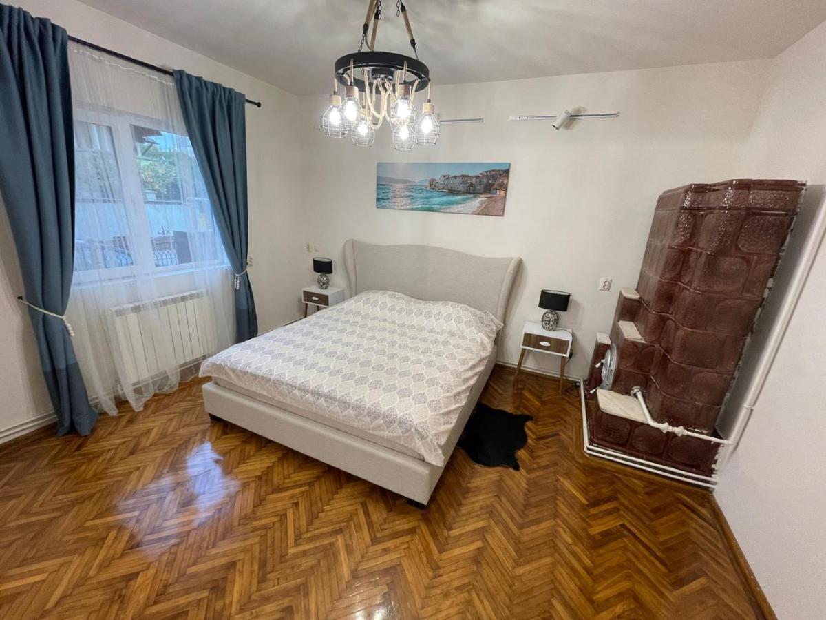 Premier Rooms Ploieşti Exteriér fotografie