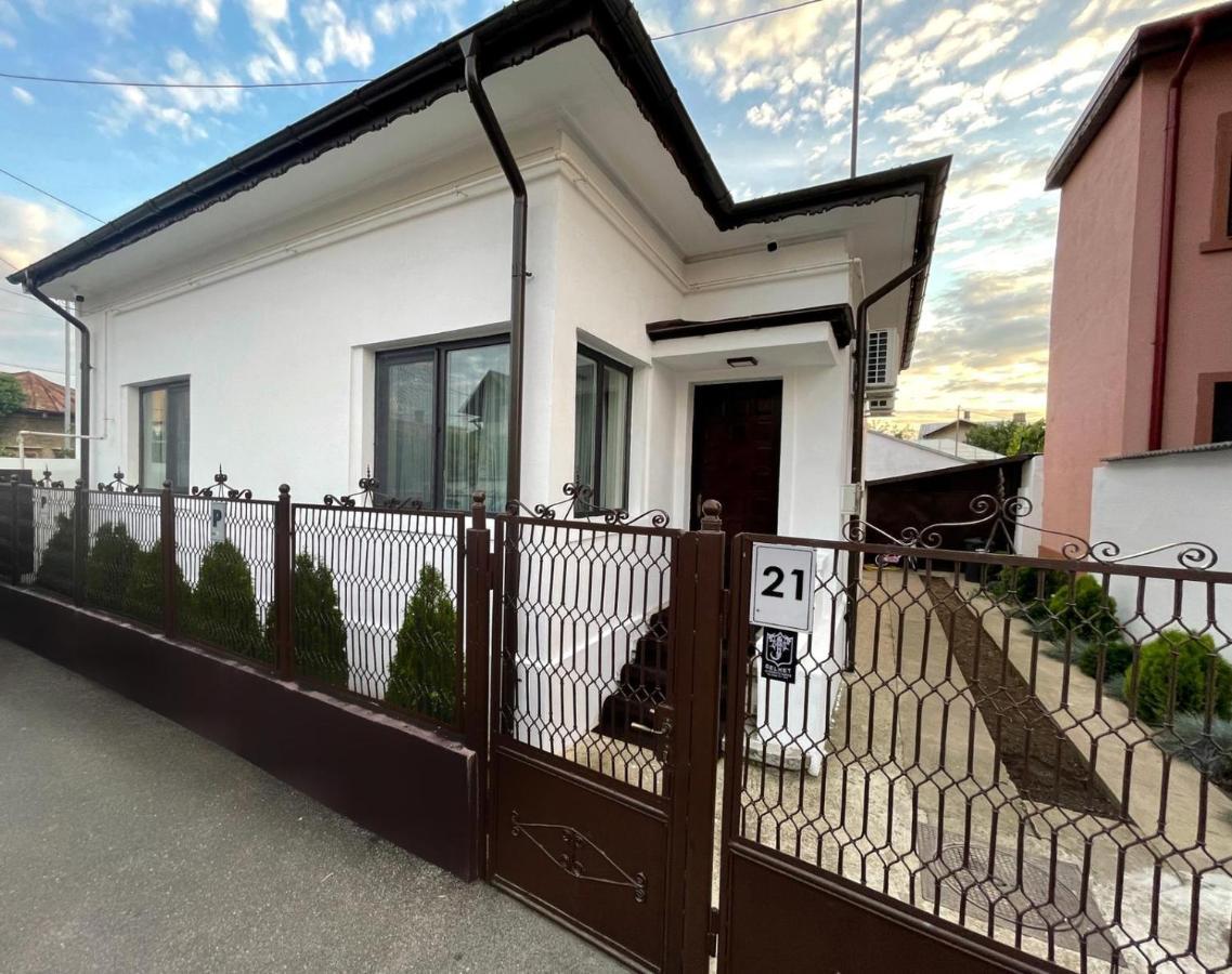 Premier Rooms Ploieşti Exteriér fotografie