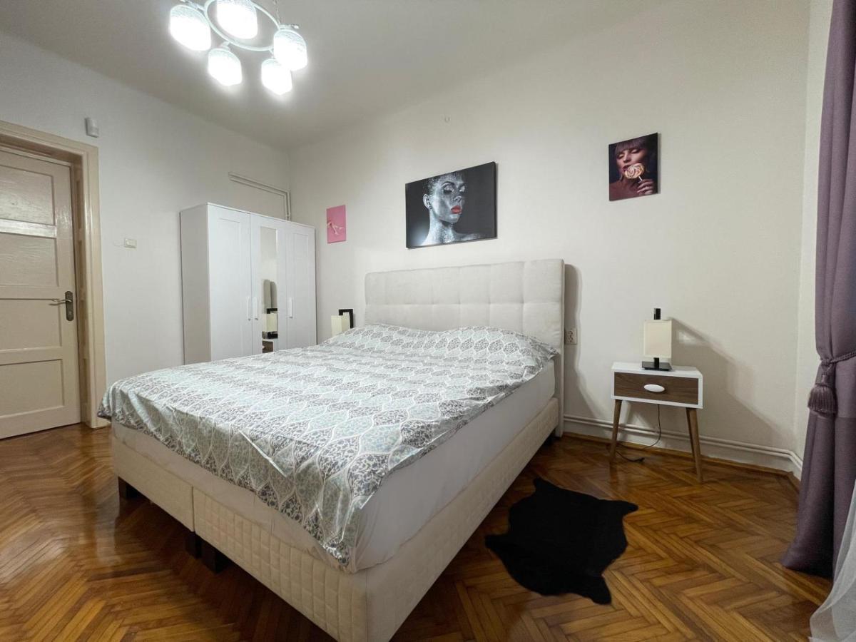 Premier Rooms Ploieşti Exteriér fotografie